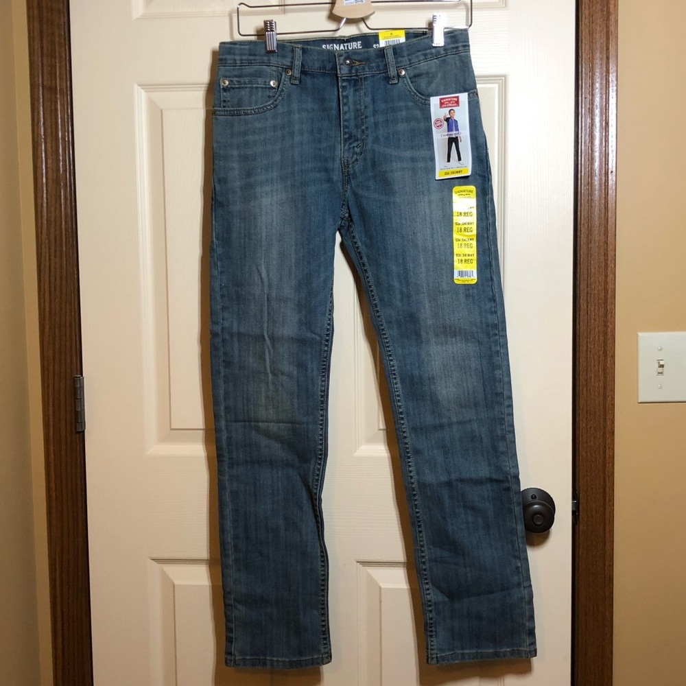 Levi’s Signature Skinny Jeans 18 Regular NWT